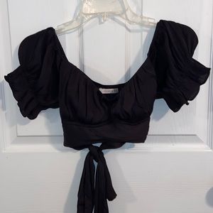 Black ruffle sleeve crop top